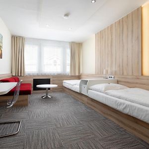 Economy Zimmer mit zwei Einzelbetten